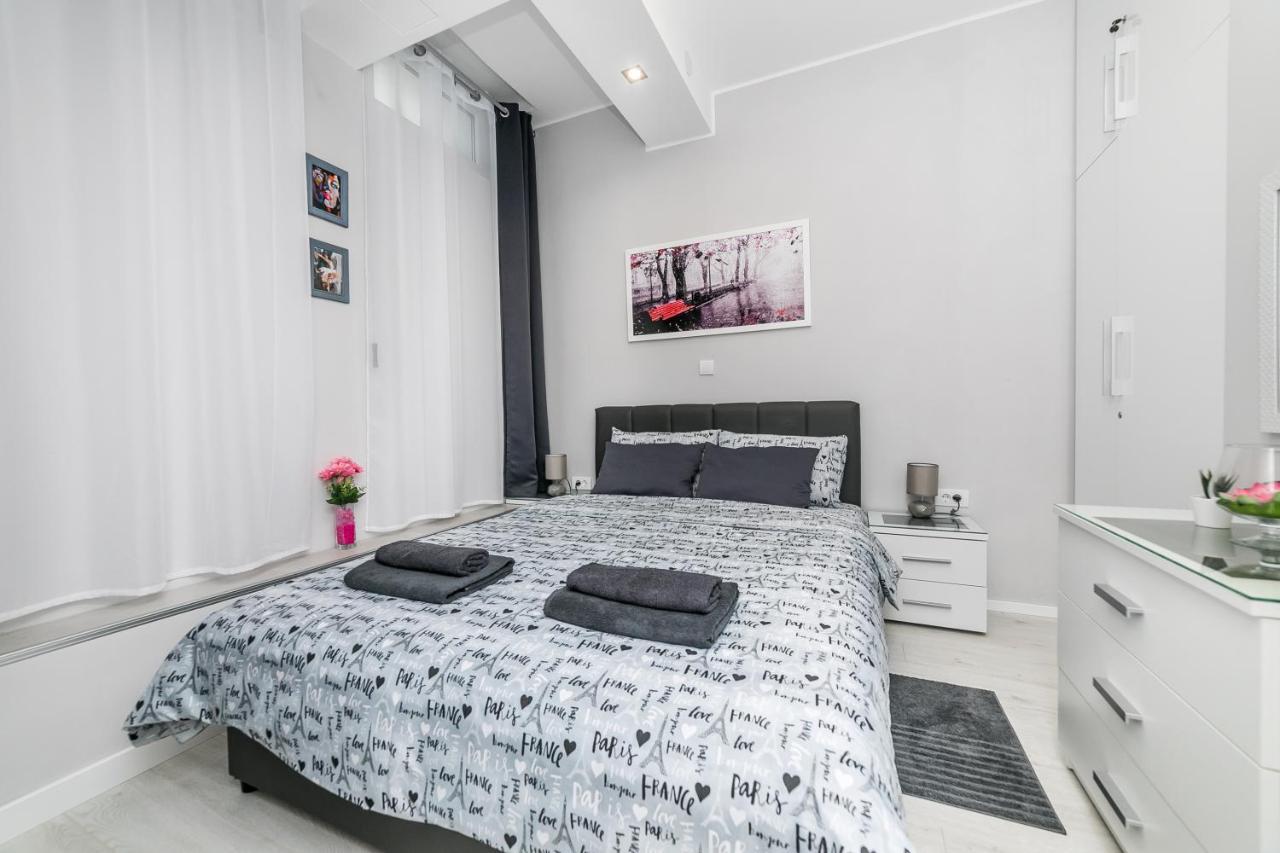 Gray Luxe Apartment Belgrade Exterior photo