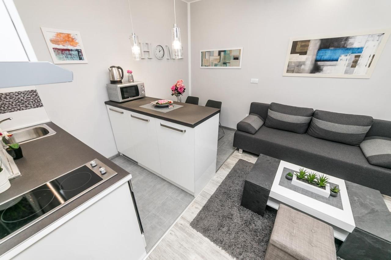 Gray Luxe Apartment Belgrade Exterior photo