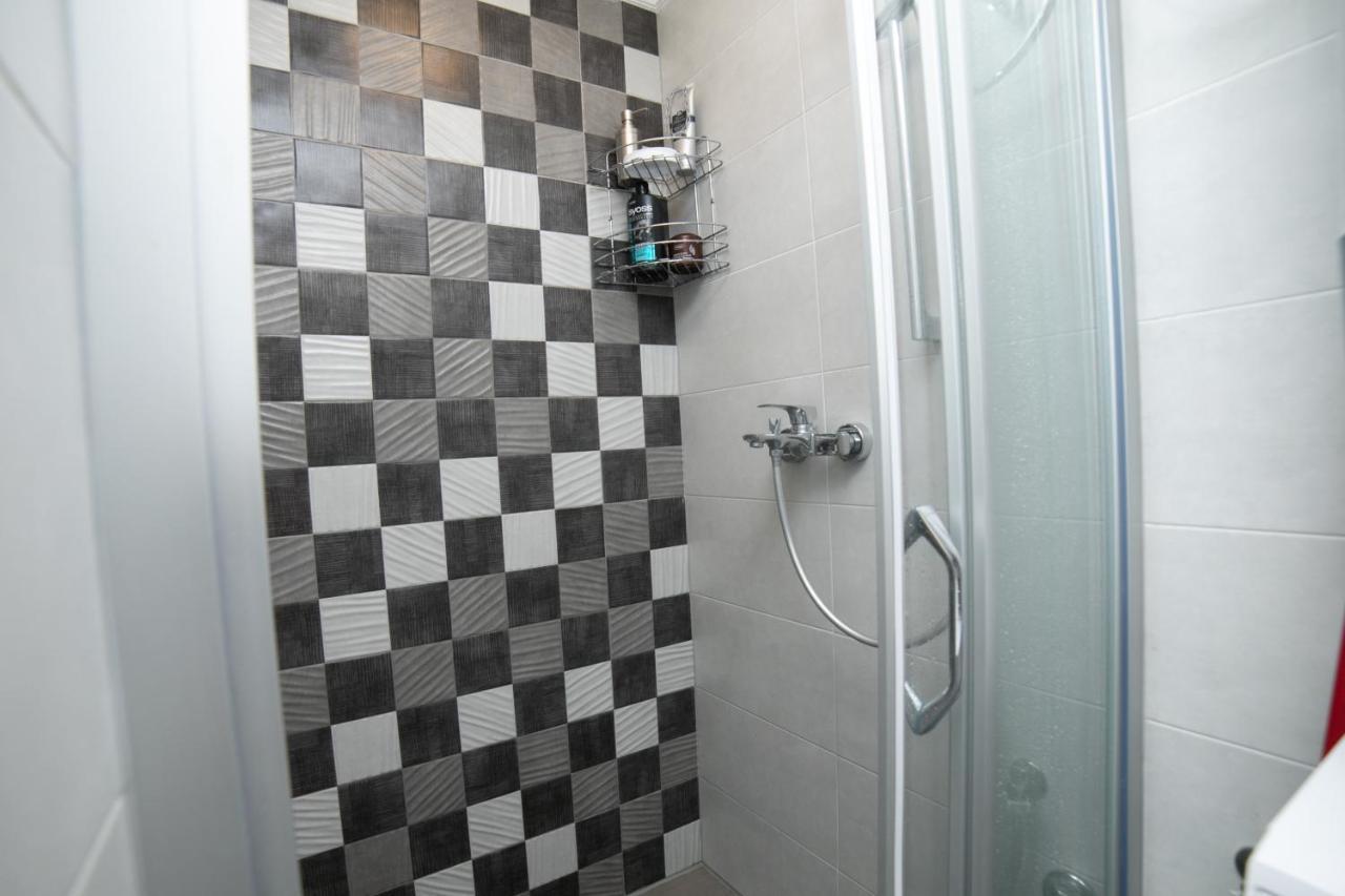 Gray Luxe Apartment Belgrade Exterior photo